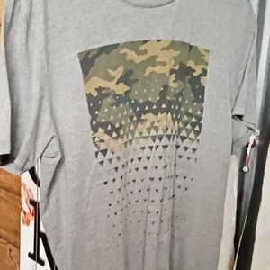 Aeropostale Gray Camouflage Men's T-Shirt
